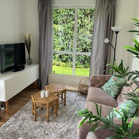Gezellige Vakantiewoning Aan Het Water In Ewijk - Recreational Only No Workers Exterior foto