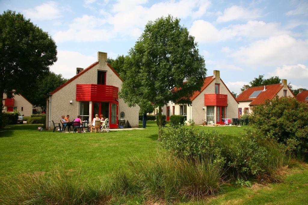 Gezellige Vakantiewoning Aan Het Water In Ewijk - Recreational Only No Workers Exterior foto